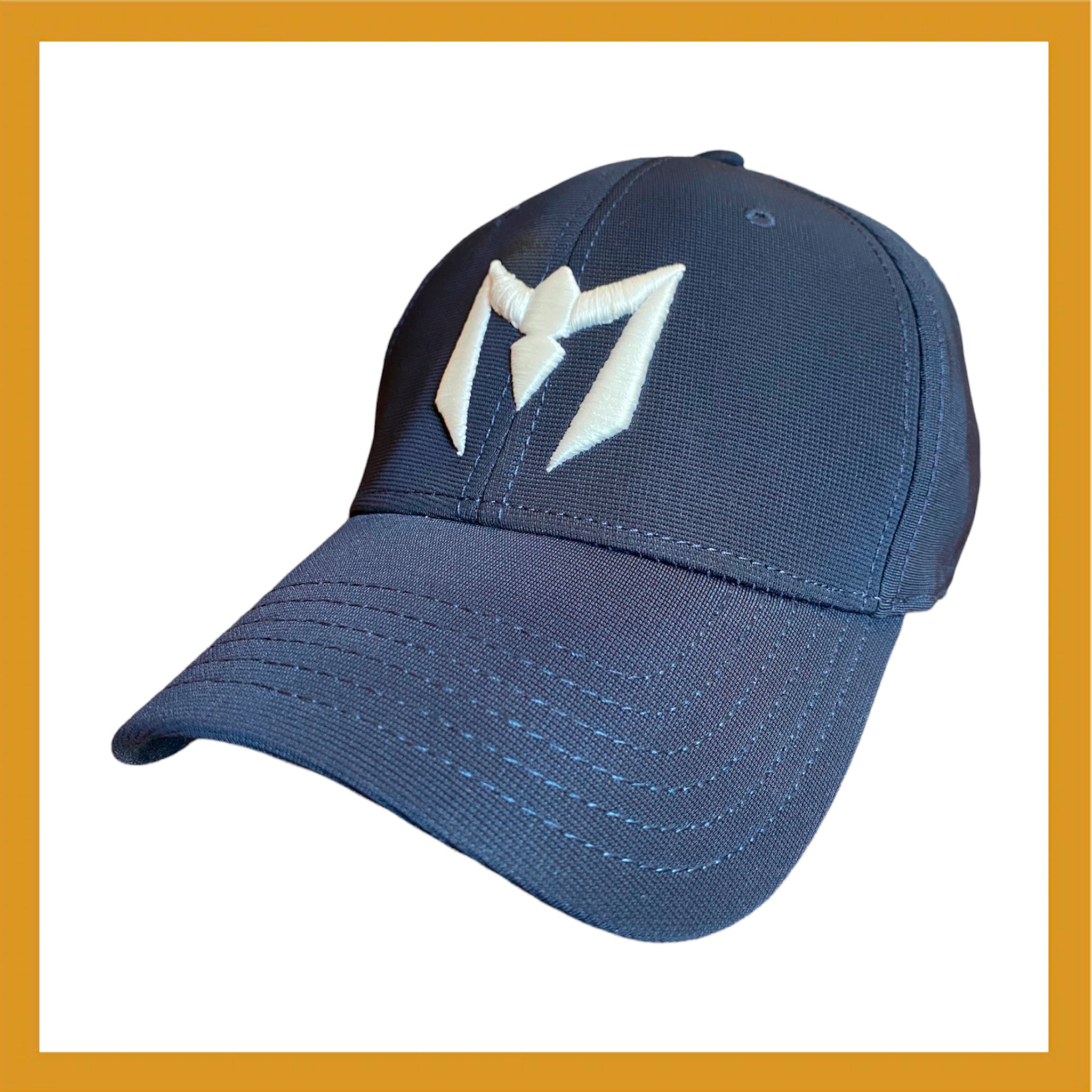 GORRA CLASICA AZUL CON BORDADO BLANCO