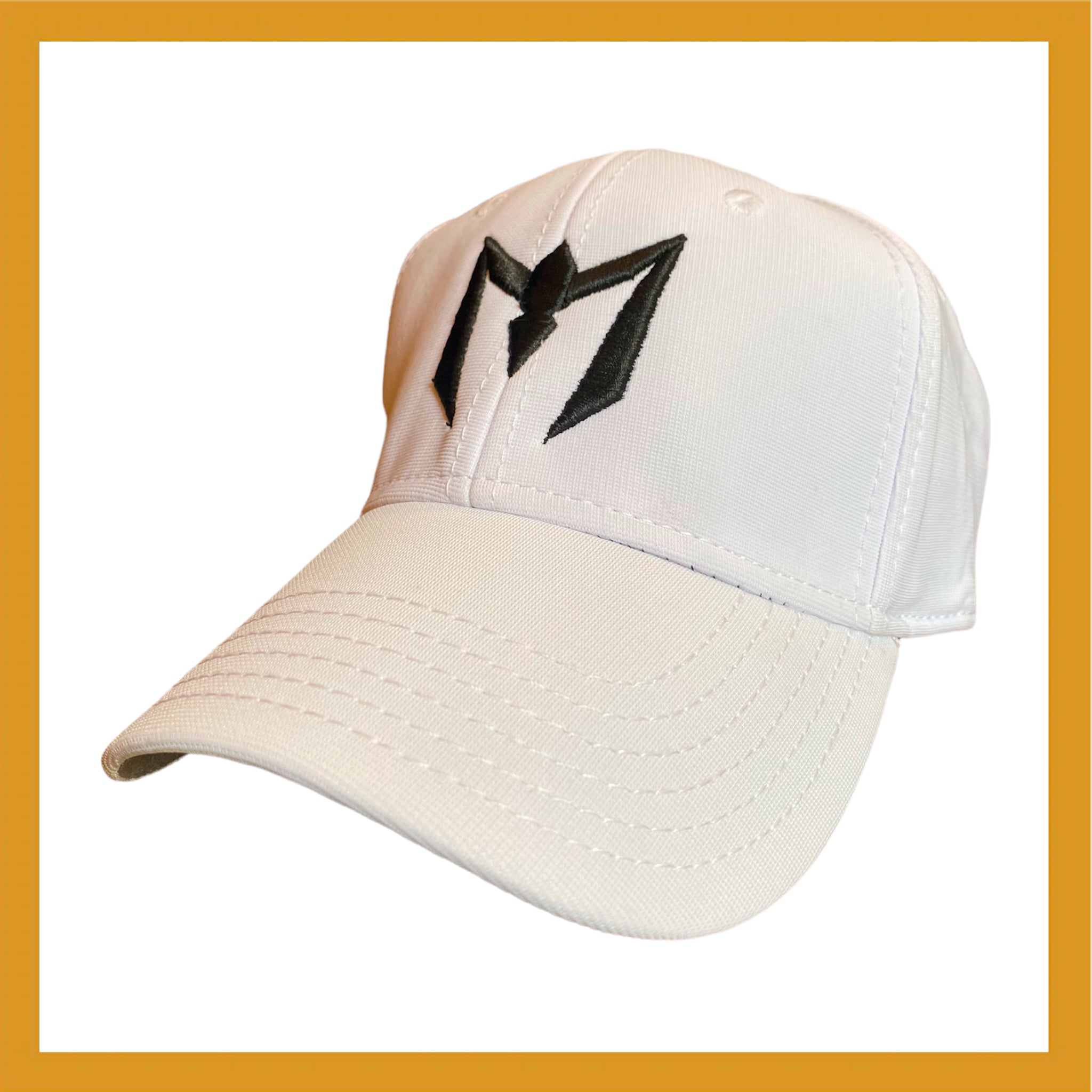 GORRA CLASICA BLANCA CON BORDADO NEGRO